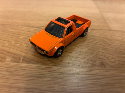 Volkswagen Golf Caddy Hotwheels 1/64
