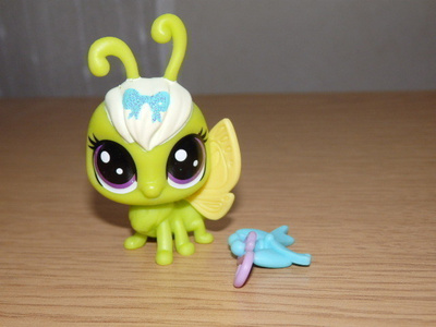 LITTLEST PET SHOP limenvihreä Geranium PERHONEN + amuletti