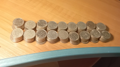 Myydään 20p kolikoita kasa
