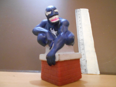Venompatsas ja lamppu 1995