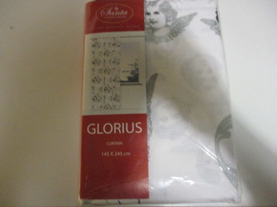 GLORIUS CURTAIN