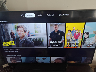 Samsung näyttö 65"