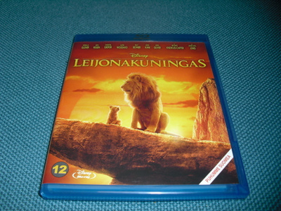 LEIJONAKUNINGAS, 2019 (FI+SWE-puhe) BD***