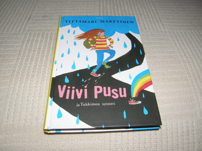 Tittamari Marttinen Viivi Pusu ja Tuhkimon tennari