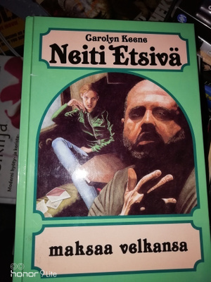 Carolyn Keene Neiti etsivä maksaa velkansa