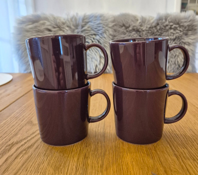 Iittala / ARABIA  Teema muki tumma lila 4 kpl