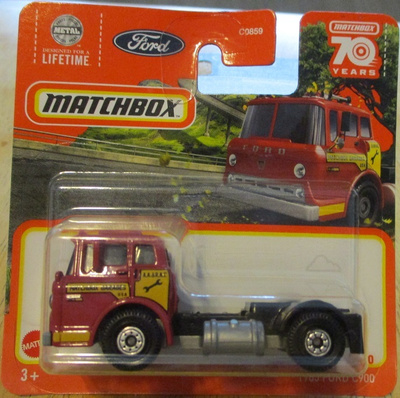 Ford C900 Red Lorry Truck 2 door 1965 Matchbox Metal 1:100
