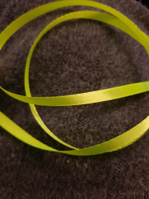 Neonvihreä satiininauha 300cm