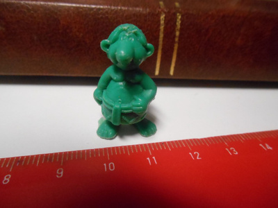 Asterix purukumi figuuri -70 luvulta #72
