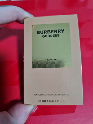 Hajuvesinäyte Burberry Goddess Parfum