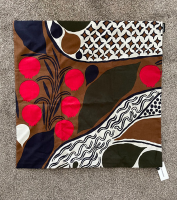 Marimekko rusakko tyynyliina UUSI