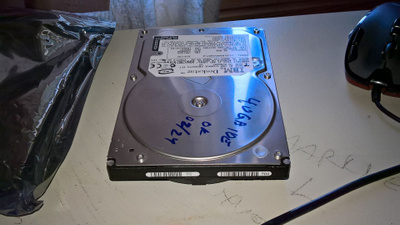 40GB IDE -kiintolevy