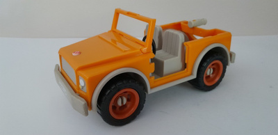 Schleich auto vuodelta 2003 (puutteita)