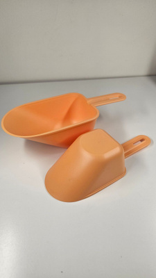 Tupperware mittakauhat 1,5 dl ja 2,5 dl