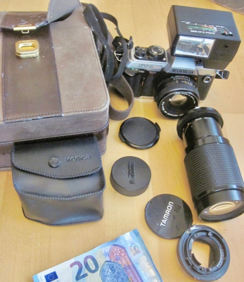 VANHA Kamera Konica FT-1 Motor 2 Objektiivia Salama+Laukku