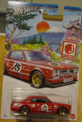 Nissan Skyline HT 2000GT-X Sedan 2 door Red Hot Wheels 1:64
