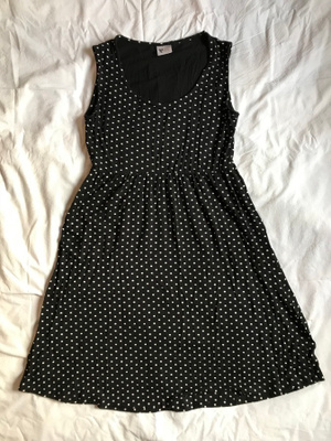 Pussy Deluxe mekko, koko M, uudenveroinen