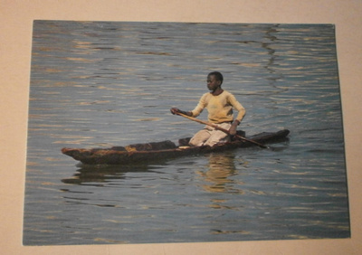 Senegal, poika ja kanootti, väripk, ei p.