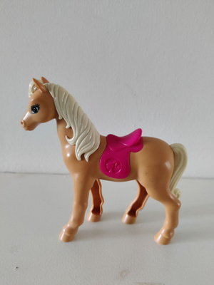Barbie Tawny hevonen Mc Donalds