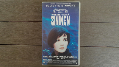 VHS: Kolme Väriä Sininen (Juliette Binoche 1993)