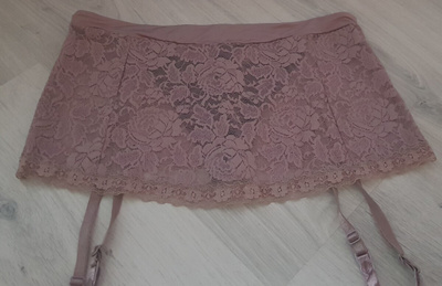 Roosat Underwear by Ellos Sukkanauhaliivit - koko 38 - 40