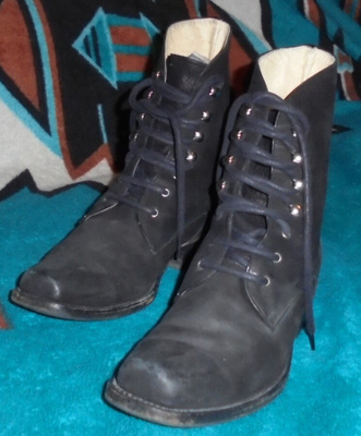 MUSTAT NAHKAKENGÄT #  Koko 40 - Sancho Boots - käsin tehty