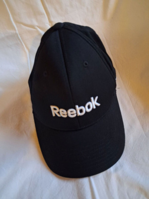 Reebok lippalakki