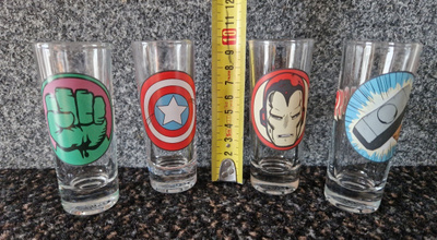 4 Marvel Heroes shottilasit
