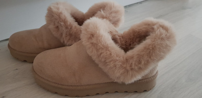 Ugg -tyyliset lämpimät turkis Kengät / Jalkineet - koko 36