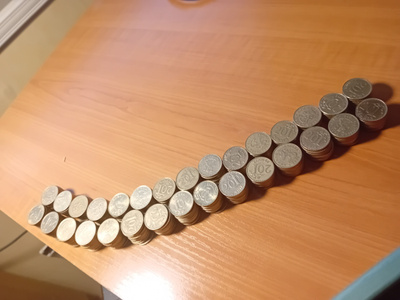 Myydään 300kpl kolikoita 20p