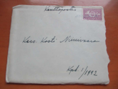 1944 KIRJOKIVI rivil sin tuhdilla kp kuorella