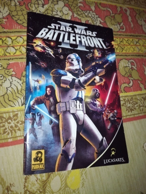 Ohjekirja + koodi peliin Star Wars Battlefront 2