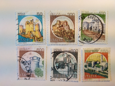 Postimerkki aihekokoelma italialaisia linnoja 6 erilaista