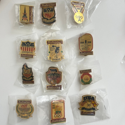 Budweiser - Olympialaiset pinssit (12kpl)