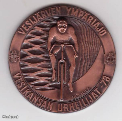 Mitali: VESIJÄRVEN YMPÄRIAJO
