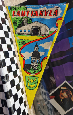 Lauttakylä  vintage pieni matkailuviiri
