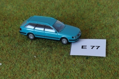 #E77 Pienoisrautatiehen Audi 100 Avant, 1:87