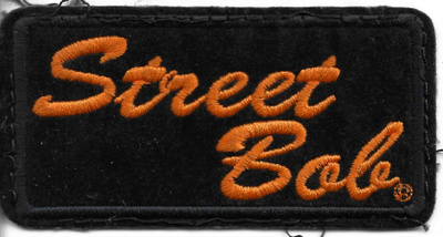 Street Bob Harley-Davidson® kangasmerkki – Uusi!