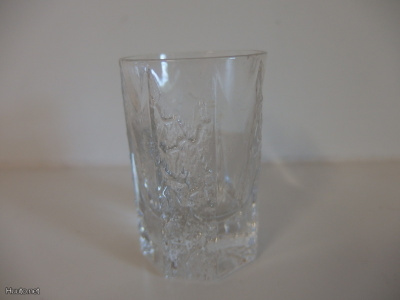 Kalinka - snapsilasi , Iittala. Design Timo Sarpaneva
