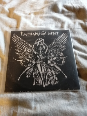 Tuomiopäivän Lapset - Rauhan Aika ("7)