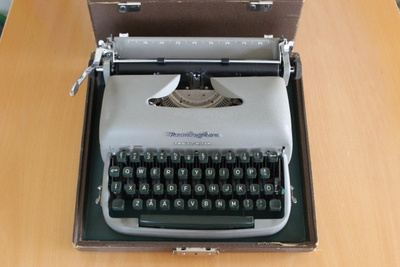 Remington matkakirjoituskone