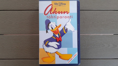 VHS: Akun Tähtiparaati (Walt Disney 1996)