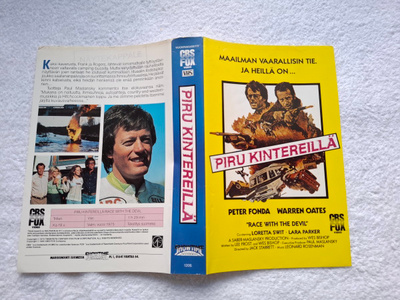 VHS Kansipaperi Piru kintereillä