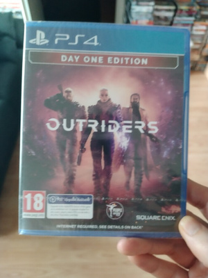Outriders PS4