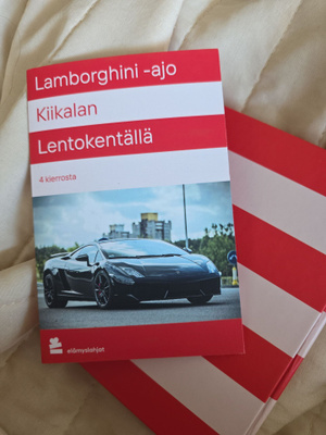 Lamborghini-ajo Kiikalan lentokentällä – 4 kierrosta