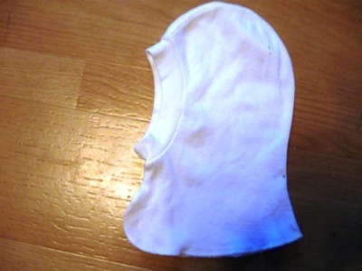 Vauvan kypärämyssy  n. 60 cm