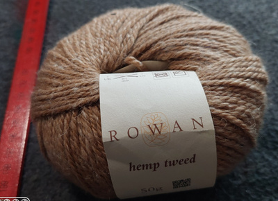 ROWAN VILLA 75 % HAMPPU 25 % RUSKEA