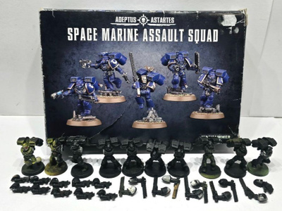 WH40K - 10kpl Space Marines Assault Squad figuuria