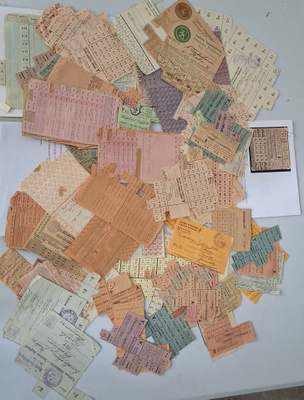 Asiapapereita, lomakkeita yms