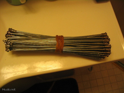 Pinnat 213 x 2,5 mm  nippoineen 36+36+2, 2 vanteeseen